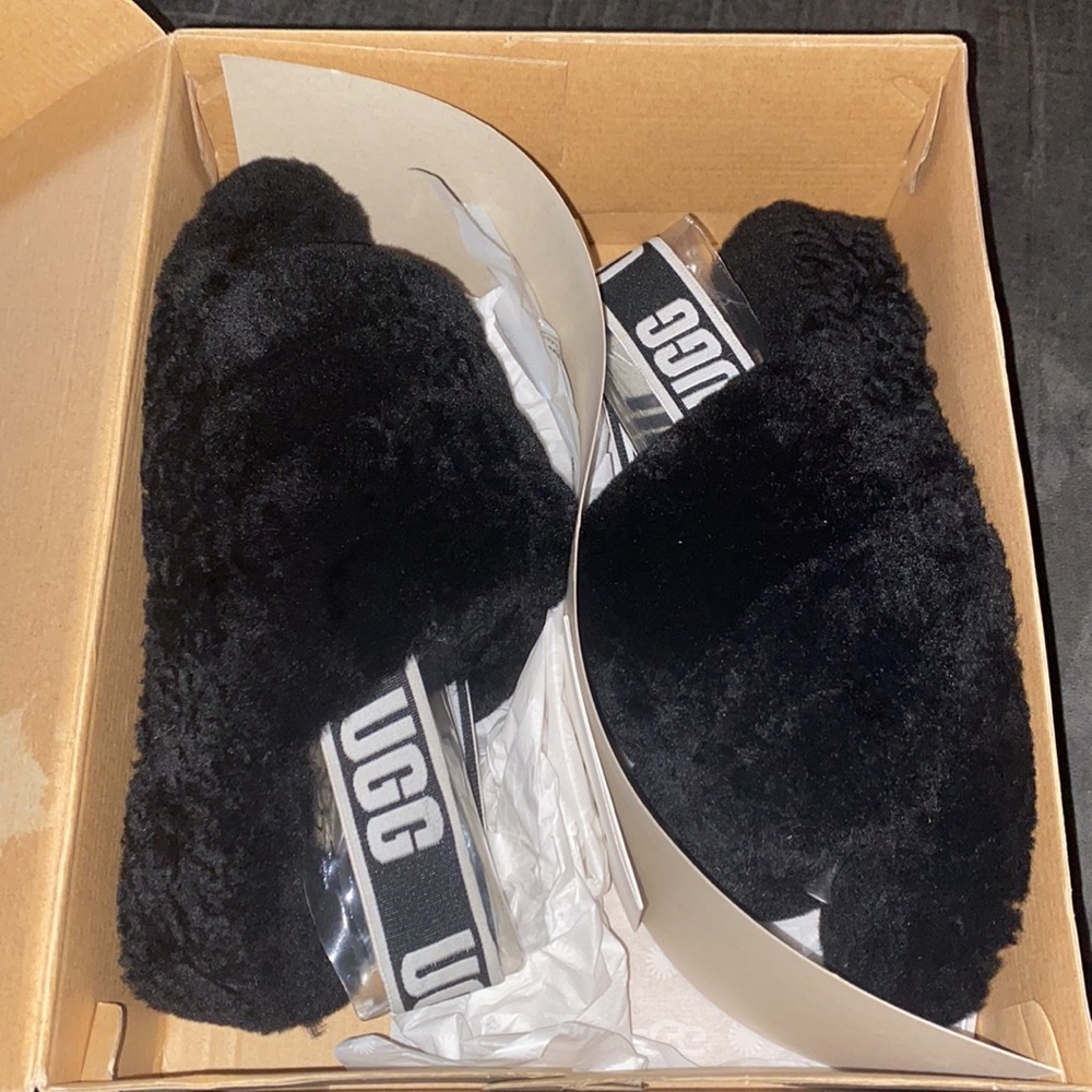 Ugg Fluff Slides - image 4